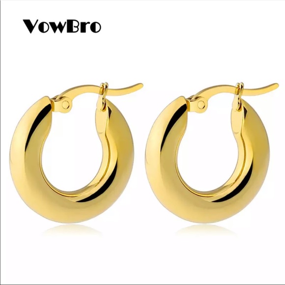 New 25MM Round Gold Tone Stainless Steel Hoop Earrings - Picture 3 of 4